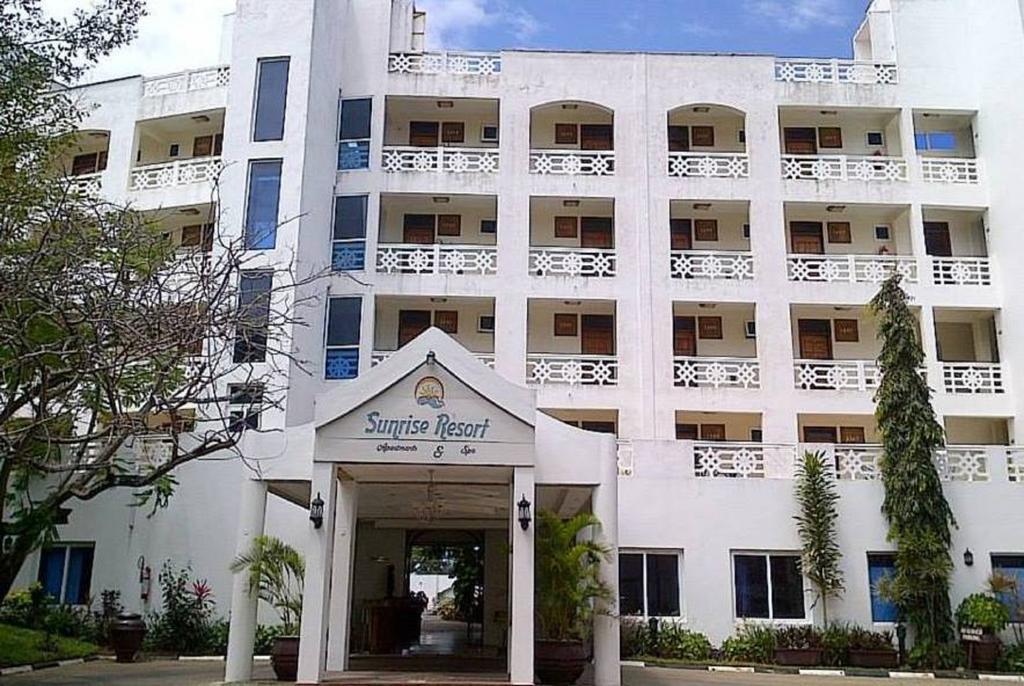 Sunrise Apartment Resort & Spa มอมบาซา ภายนอก รูปภาพ